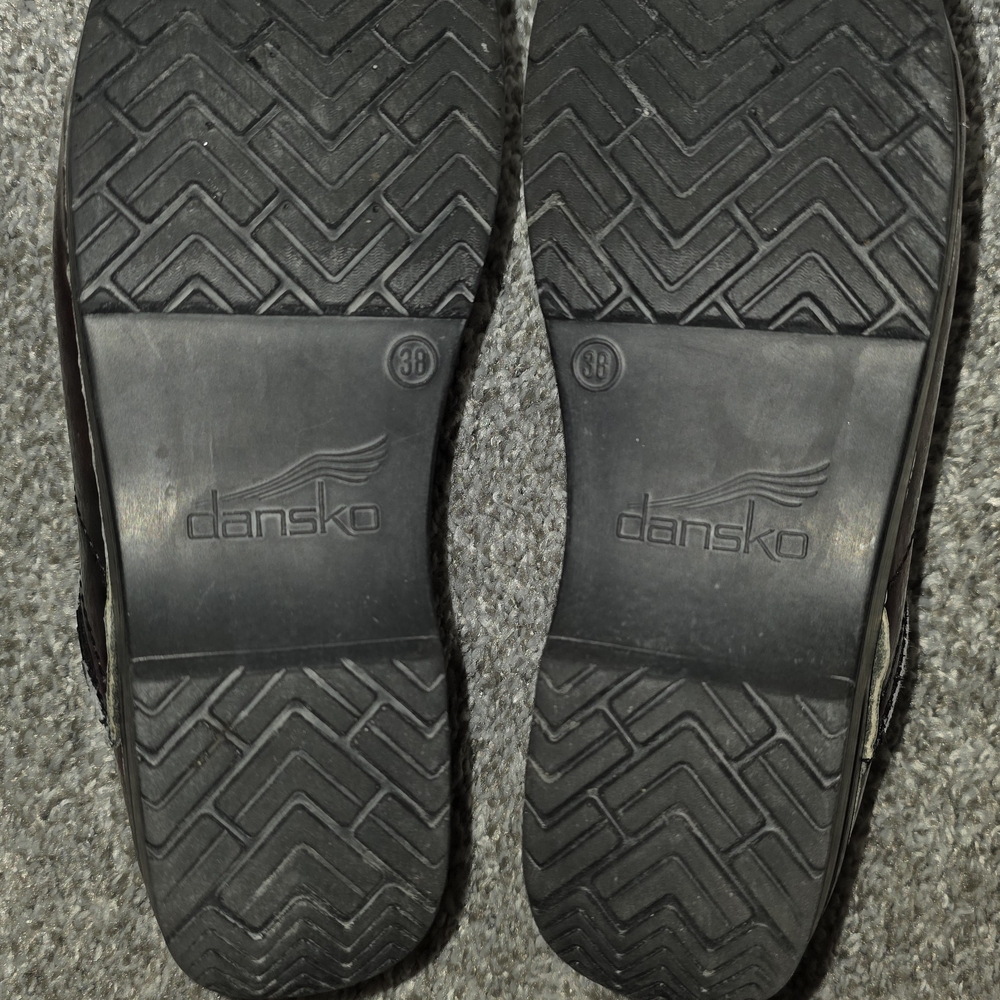 Dansko Professional clogs red black marble patent leather finish size 38 (7.5) * - Picture 16 of 16